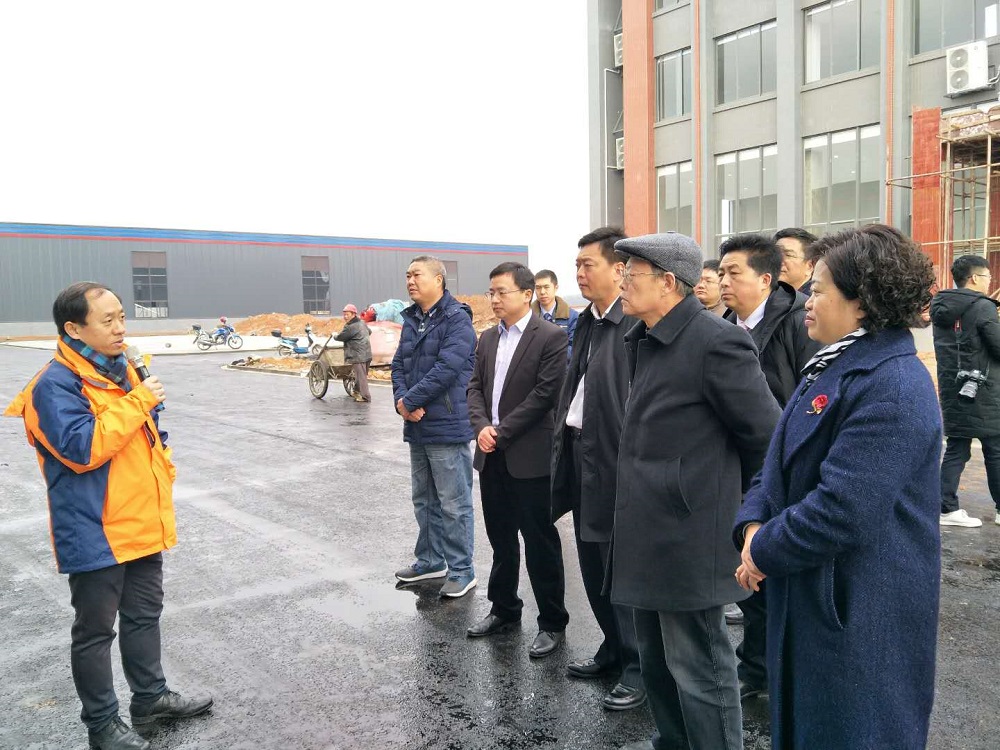 1月28日王影聰視察3.jpg